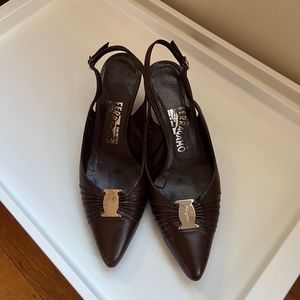 Ferragamo Slingback -brown size 6.5
